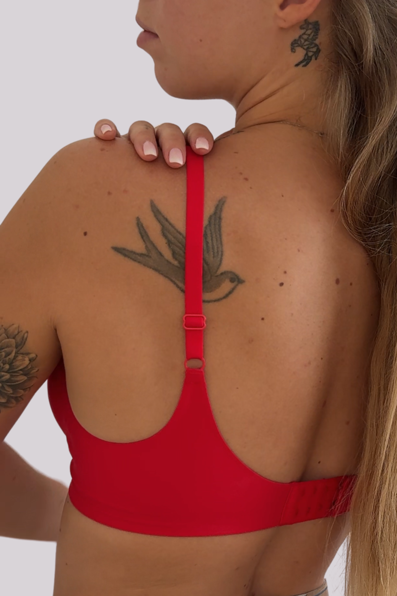 Bezešvá podprsenka ČERVENÁ