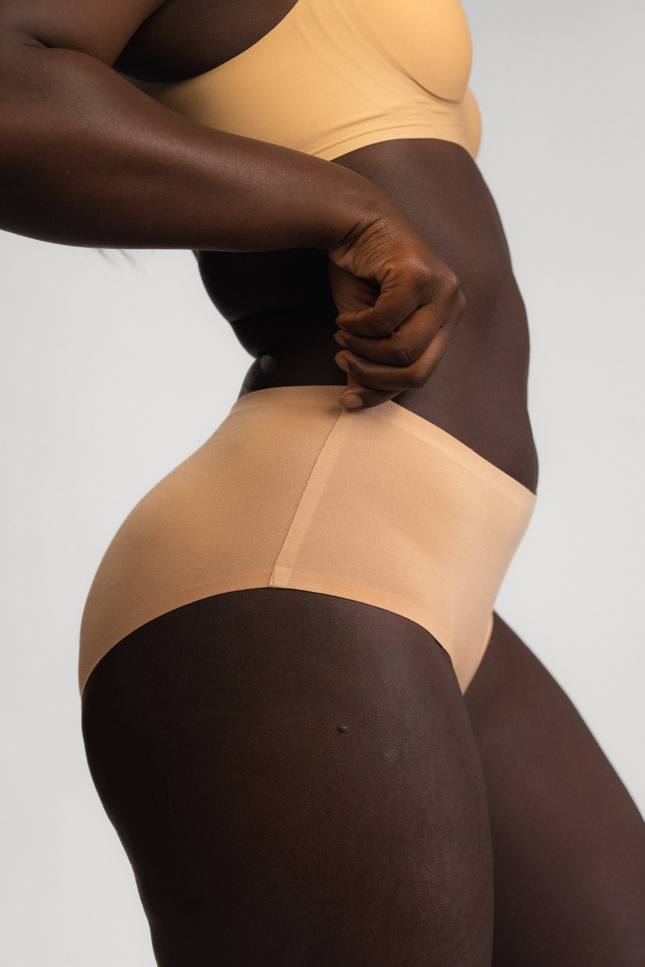 Bezešvé boxerky LUXE BEIGE - 2 kusy